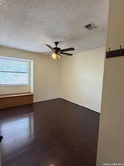 9510 Scots Gln San Antonio, TX 78240