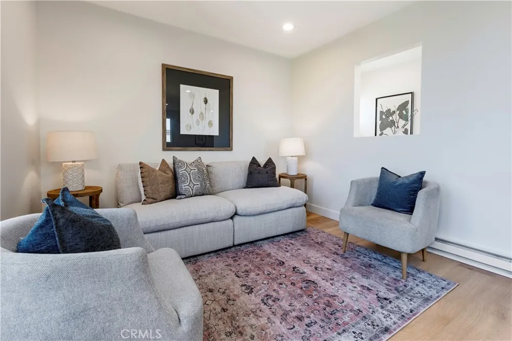 1701 Catalina Avenue Seal Beach, CA 90740