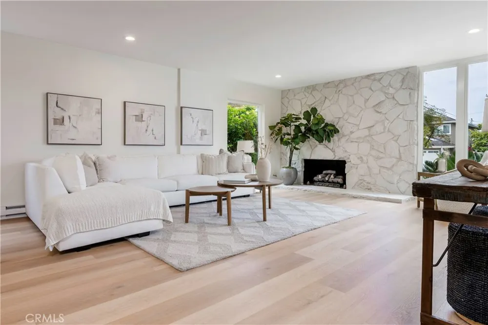 1701 Catalina Avenue Seal Beach, CA 90740