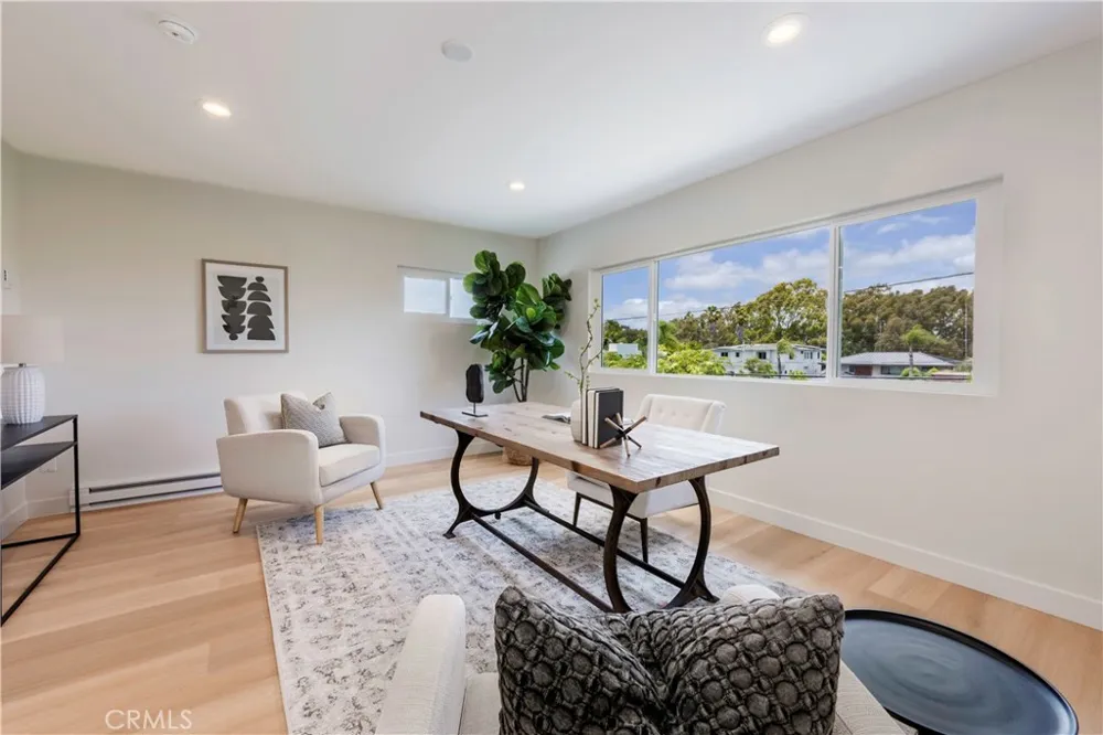 1701 Catalina Avenue Seal Beach, CA 90740