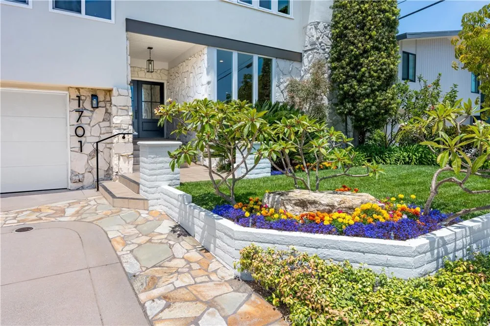1701 Catalina Avenue Seal Beach, CA 90740