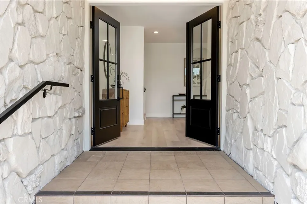 1701 Catalina Avenue Seal Beach, CA 90740