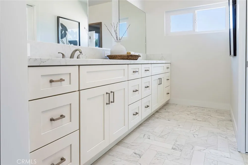 1701 Catalina Avenue Seal Beach, CA 90740