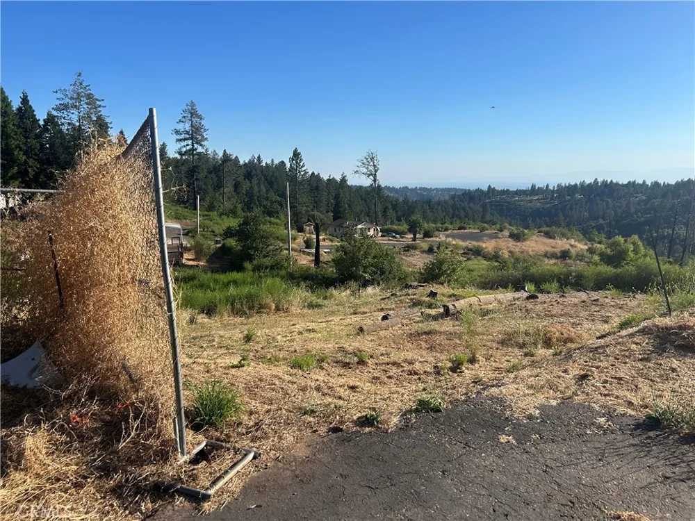 13753 Sugar Pine Magalia, CA 95954