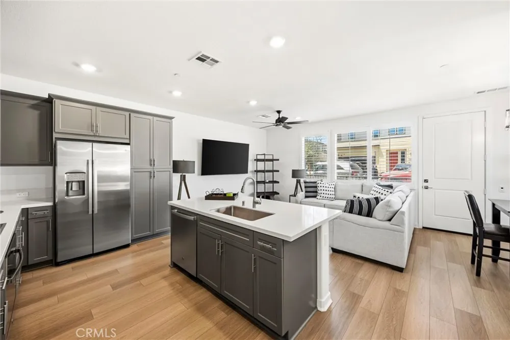 2843 E Bedford Privado Ontario, CA 91762