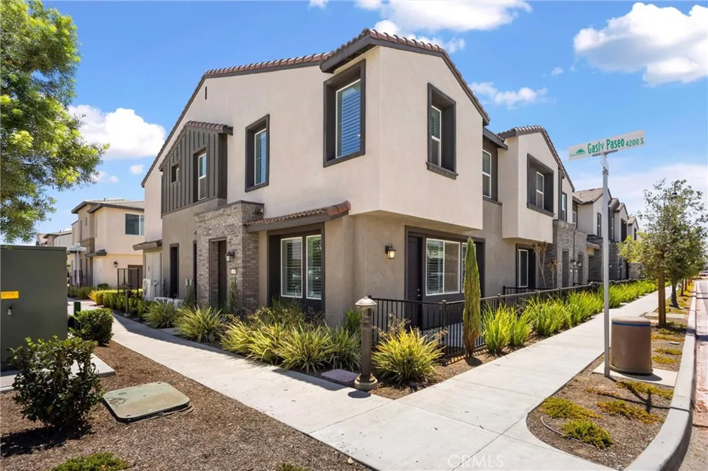 2843 E Bedford Privado Ontario, CA 91762