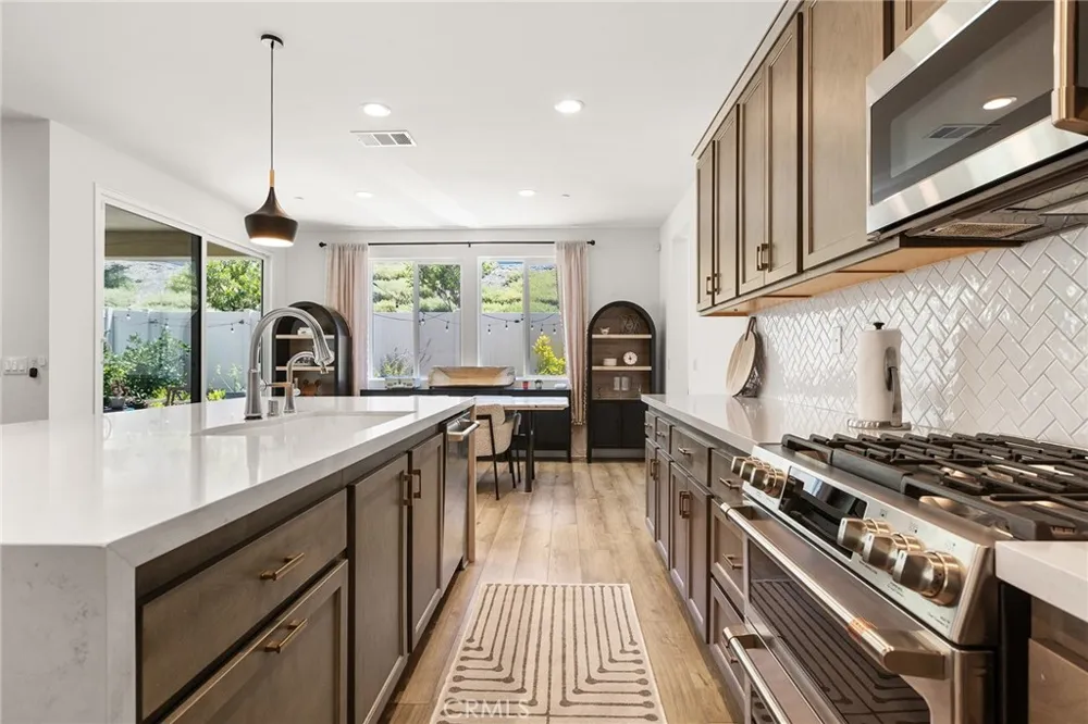 39260 Deergrass Drive Temecula, CA 92591