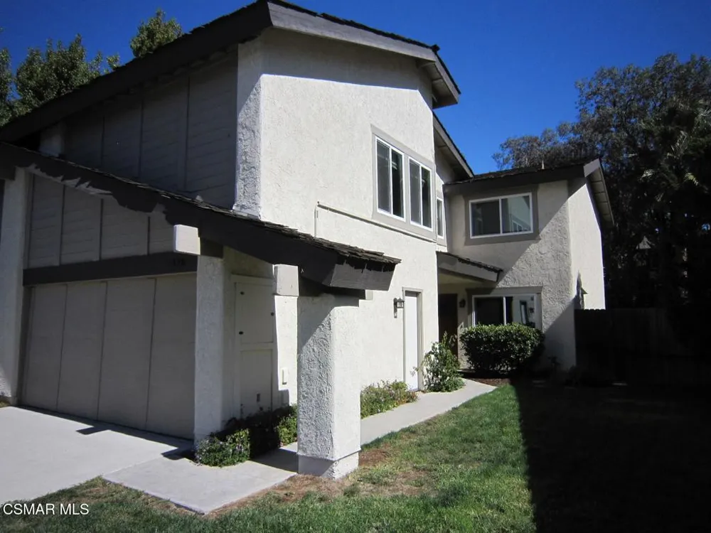 176 Shamrock Court Newbury Park, CA 91320
