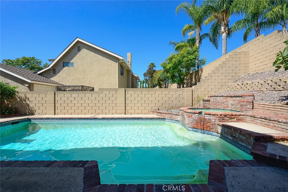 7666 E Paseo Laredo Anaheim Hills, CA 92808