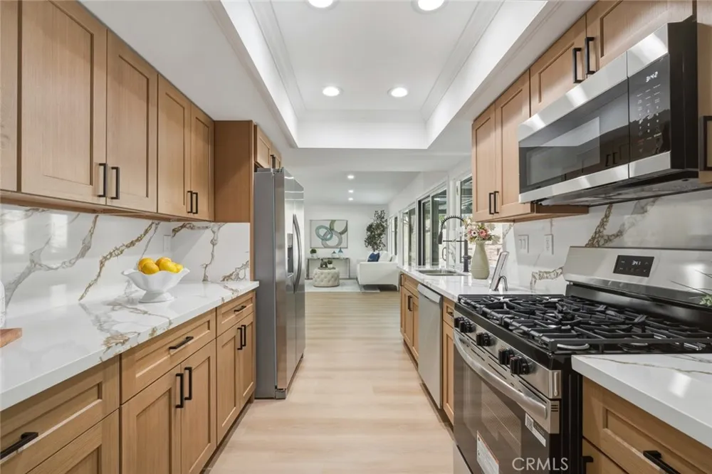 7666 E Paseo Laredo Anaheim Hills, CA 92808