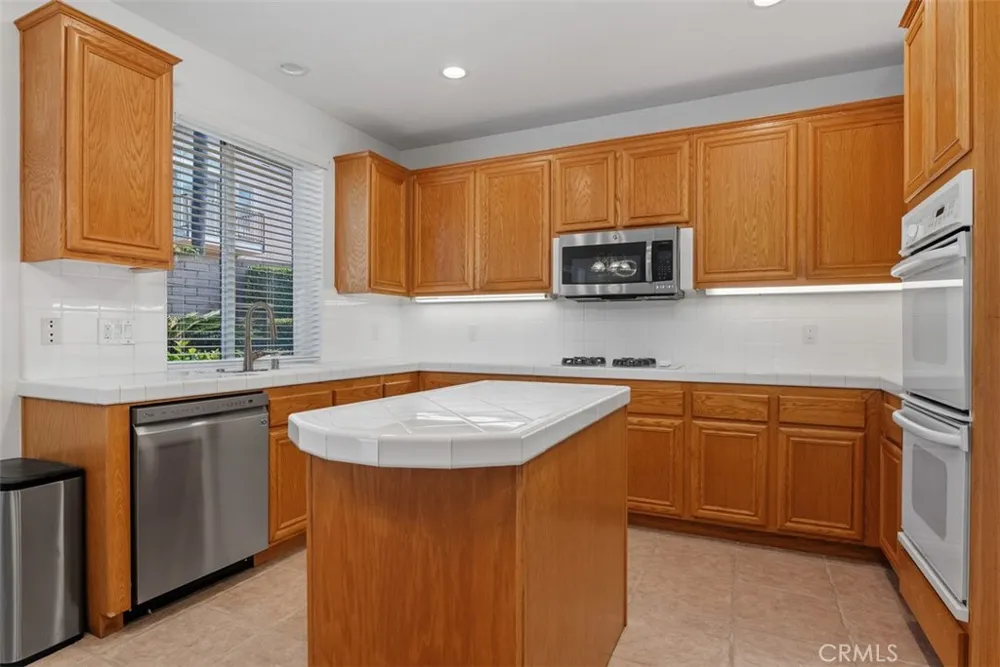 24985 Pam Court Laguna Niguel, CA 92677