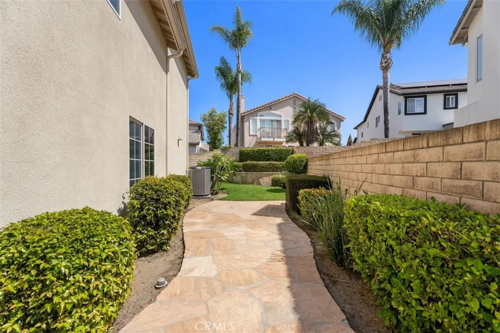 24985 Pam Court Laguna Niguel, CA 92677