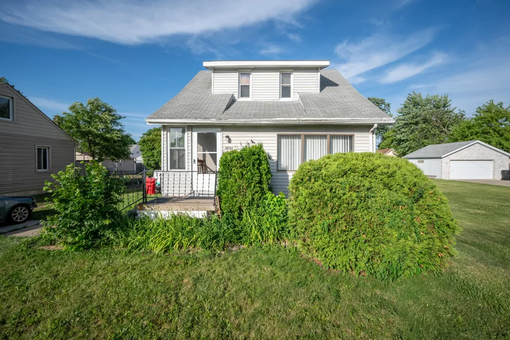28760 Victor Street Roseville, MI 48066