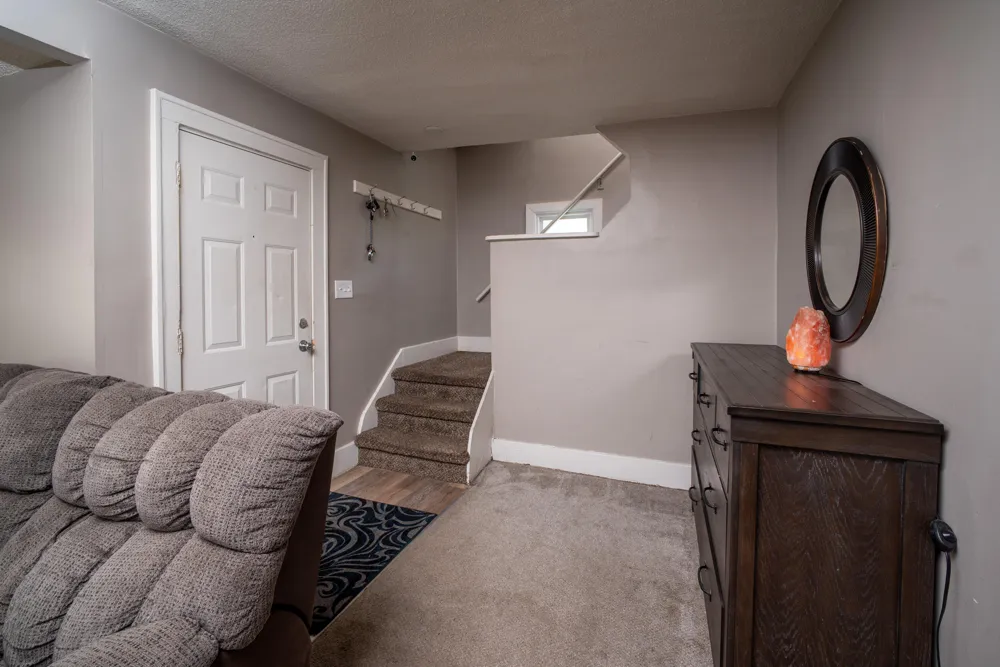 28760 Victor Street Roseville, MI 48066