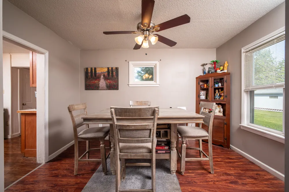 28760 Victor Street Roseville, MI 48066