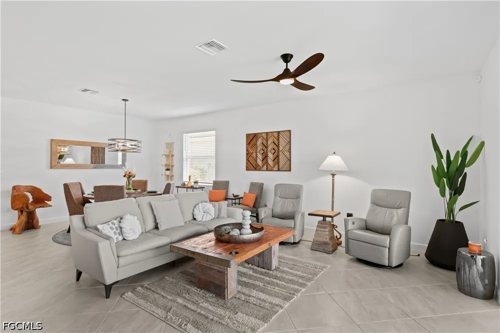 Weston Manor Drive Alva, FL 33920