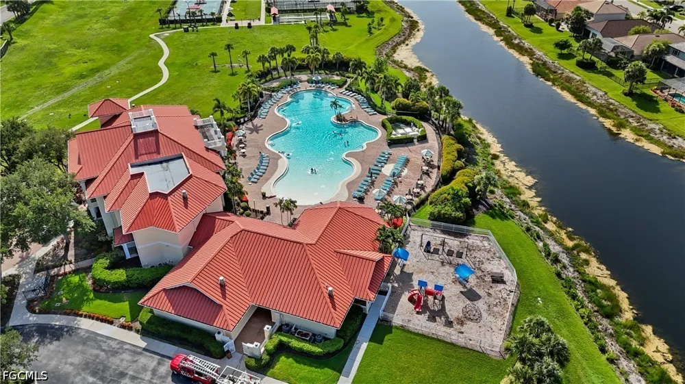 Weston Manor Drive Alva, FL 33920