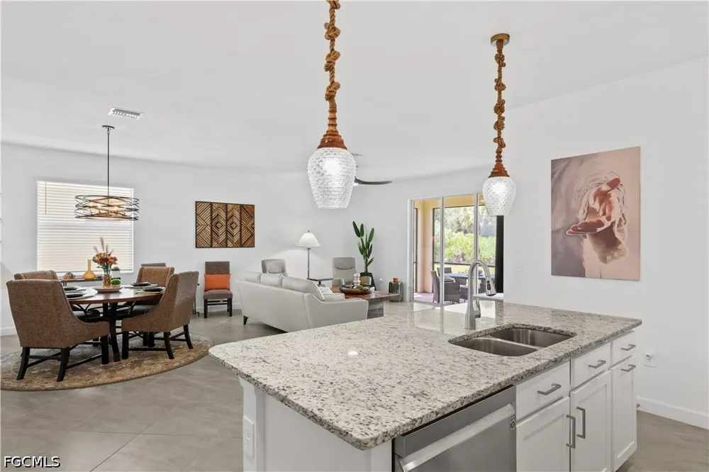 Weston Manor Drive Alva, FL 33920