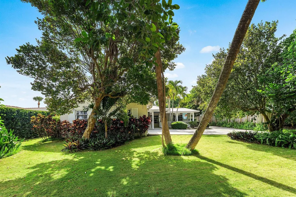 414 S Atlantic Drive Lantana, FL 33462