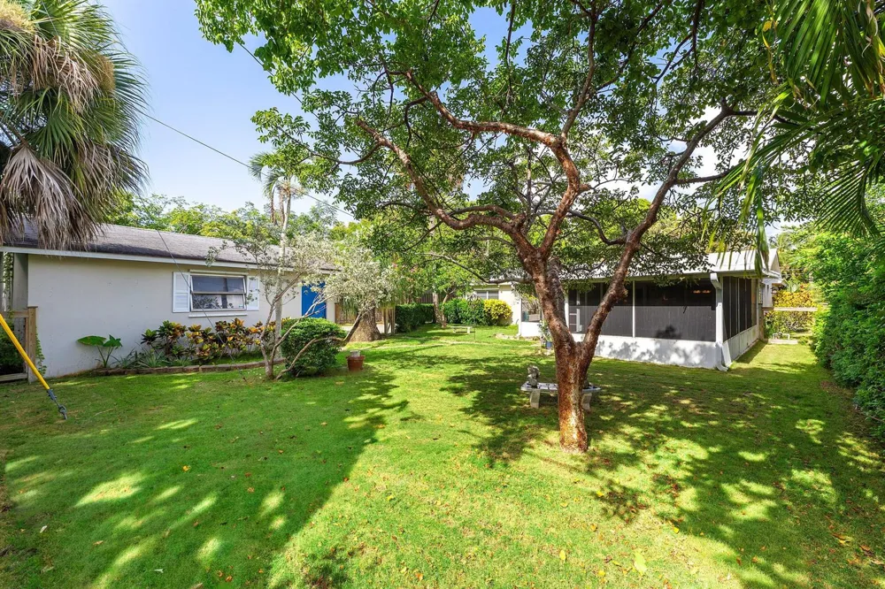 414 S Atlantic Drive Lantana, FL 33462
