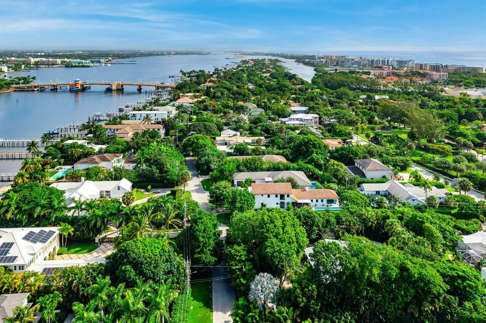 414 S Atlantic Drive Lantana, FL 33462