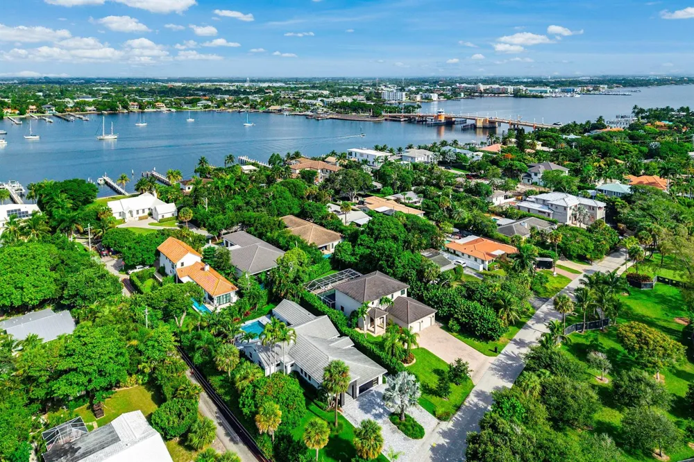 414 S Atlantic Drive Lantana, FL 33462