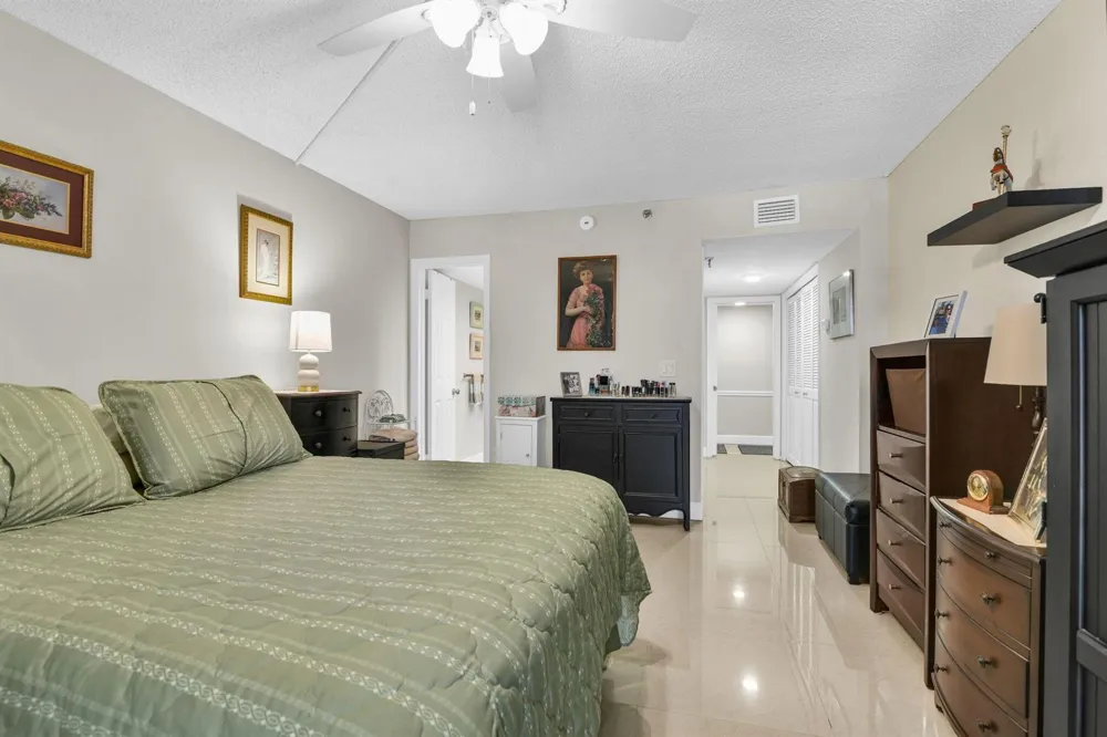 899 Jeffery Street #301 Boca Raton, FL 33487