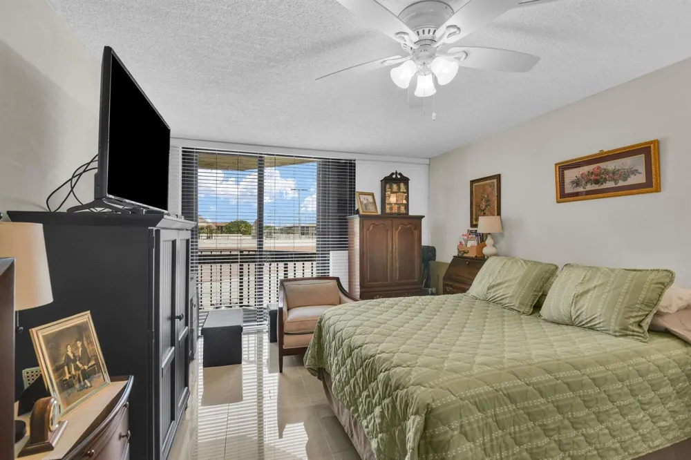 899 Jeffery Street #301 Boca Raton, FL 33487