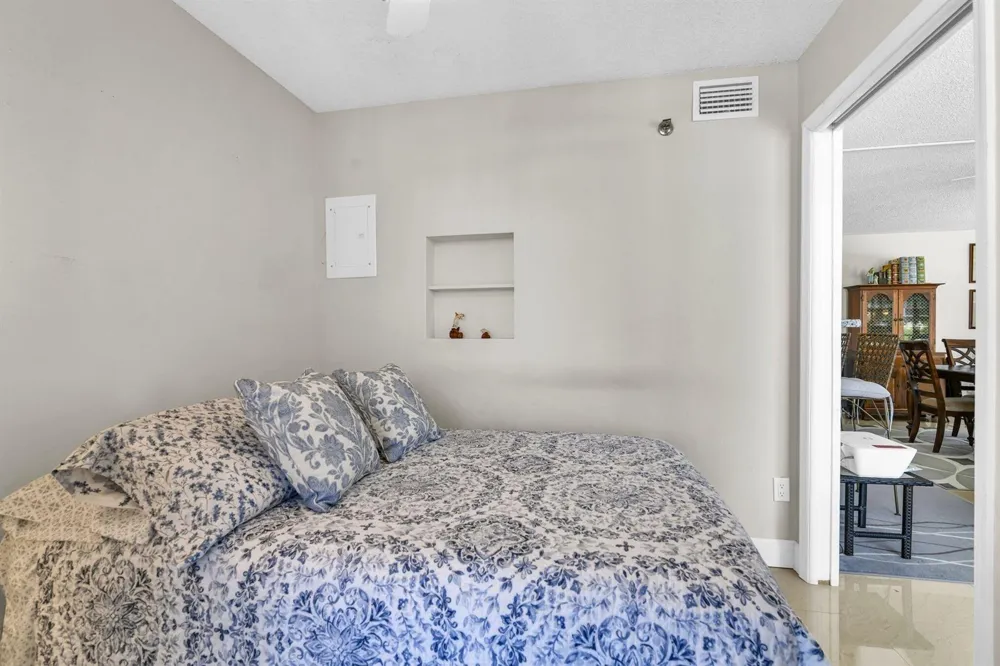 899 Jeffery Street #301 Boca Raton, FL 33487