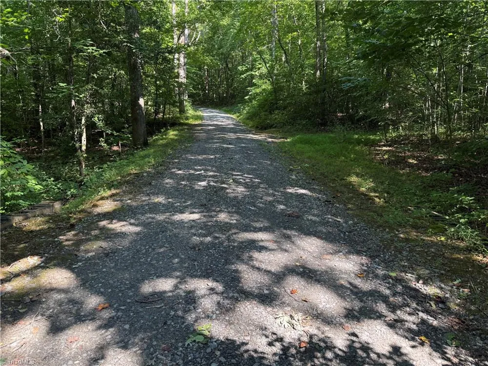 3032 Hauser Road East Bend, NC 27018