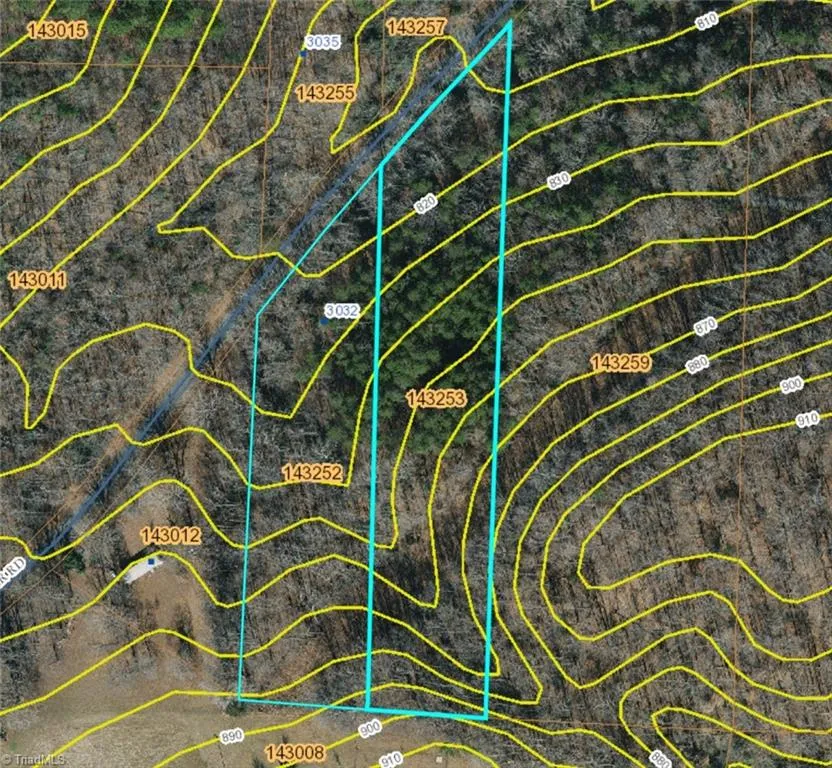 3032 Hauser Road East Bend, NC 27018