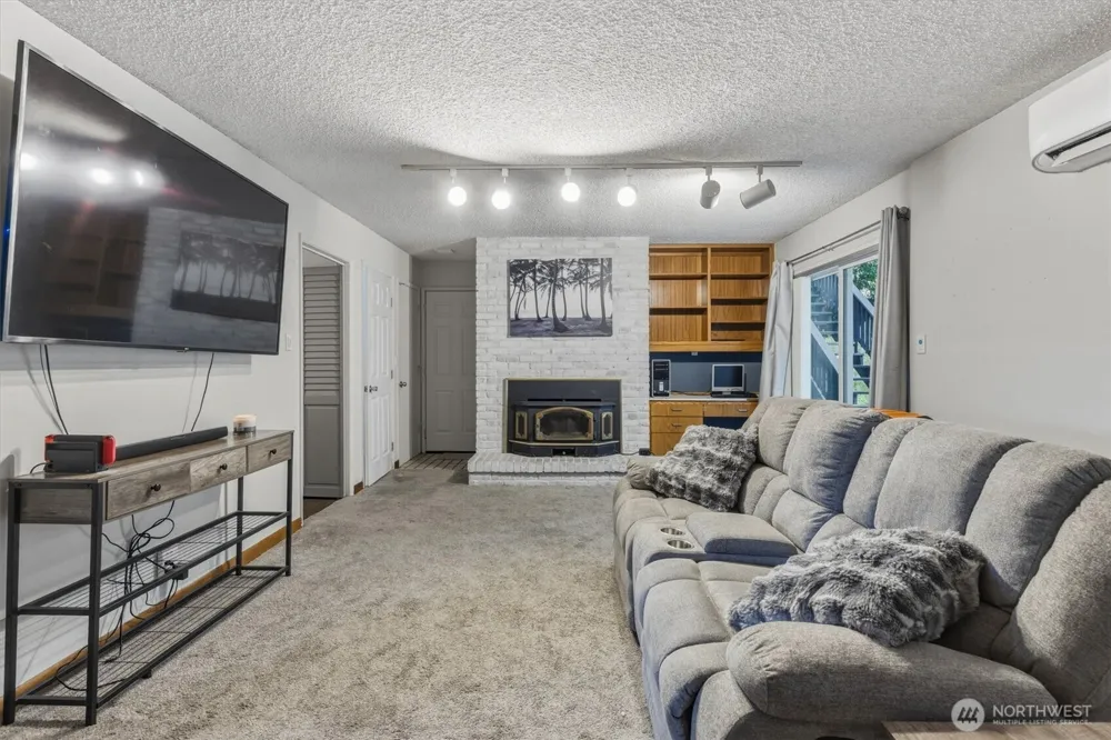 2326 Cedar Place Longview, WA 98632