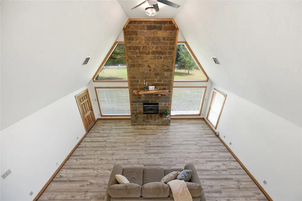 3090 Old Navasota Road Brenham, TX 77833