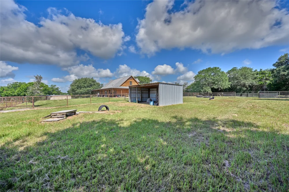 3090 Old Navasota Road Brenham, TX 77833