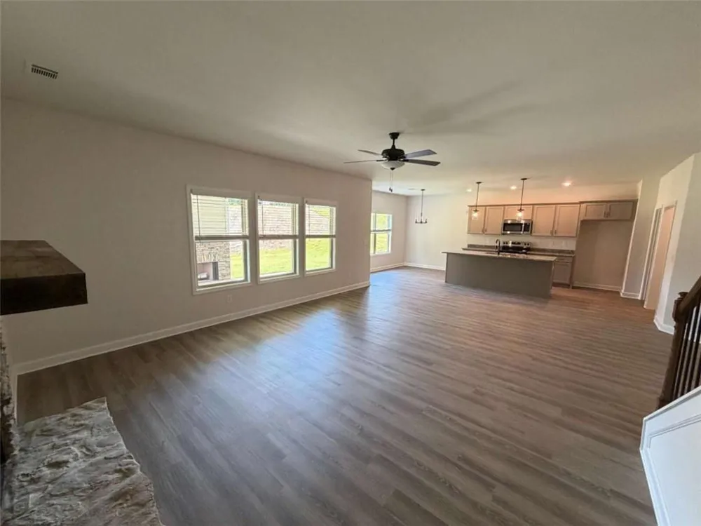 6454 Plantation Station Dr Lula, GA 30554