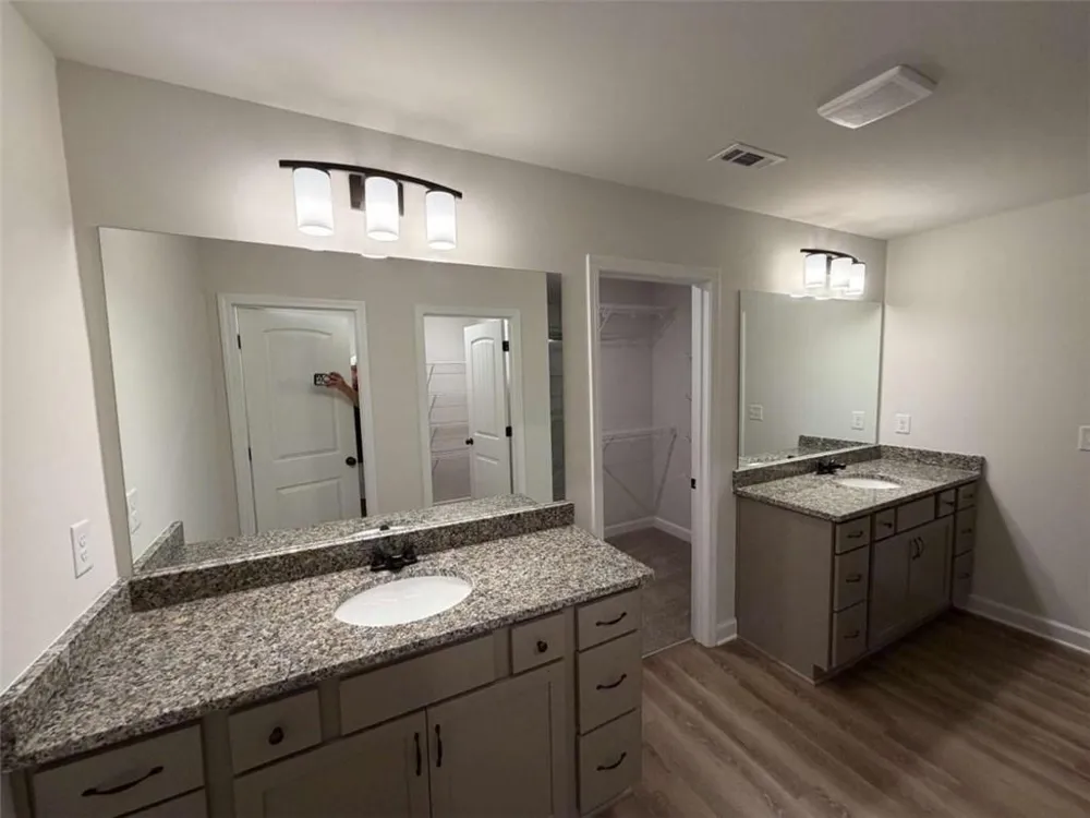 6454 Plantation Station Dr Lula, GA 30554