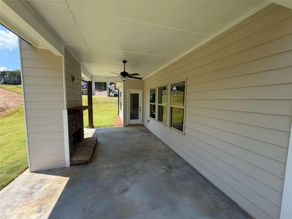 6454 Plantation Station Dr Lula, GA 30554