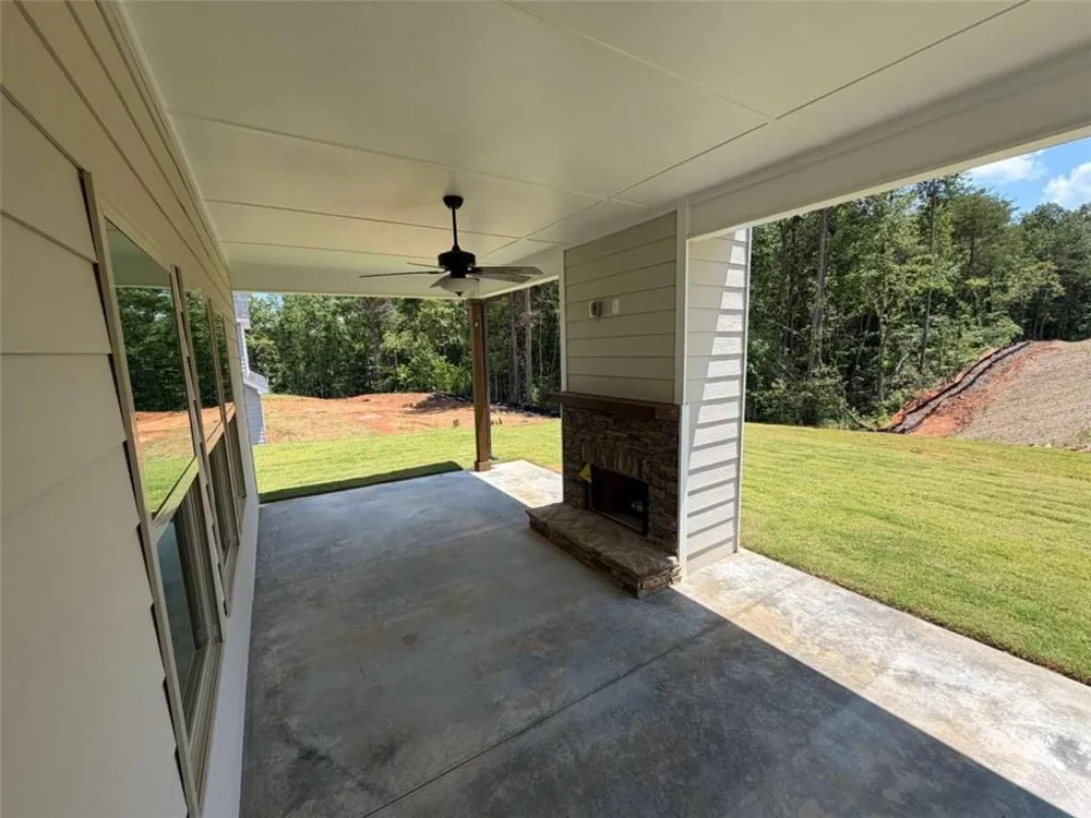 6454 Plantation Station Dr Lula, GA 30554