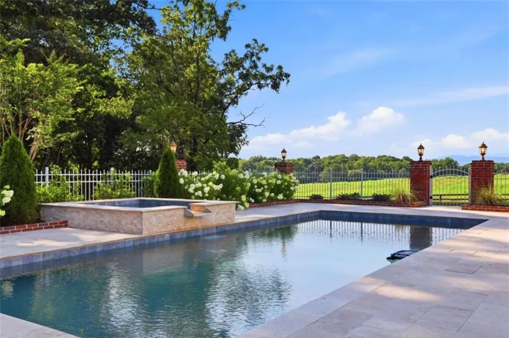 527 Mize Road Mount Airy, GA 30563