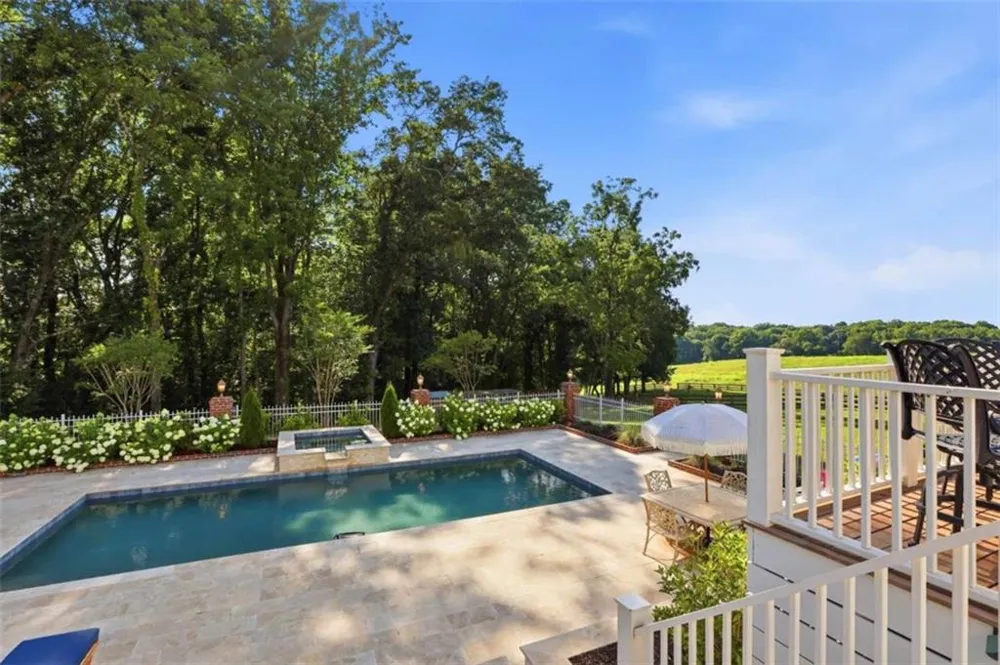 527 Mize Road Mount Airy, GA 30563