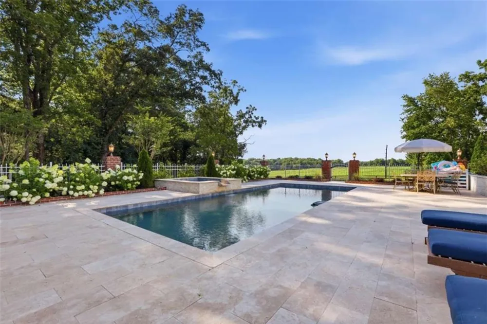 527 Mize Road Mount Airy, GA 30563