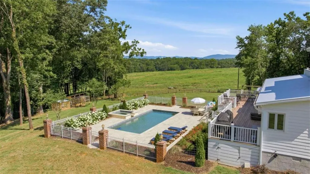 527 Mize Road Mount Airy, GA 30563