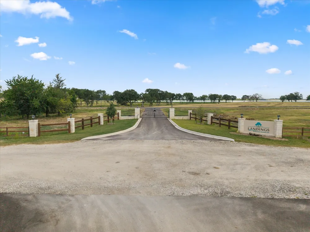 Little Pin Oak Way Richland, TX 76681