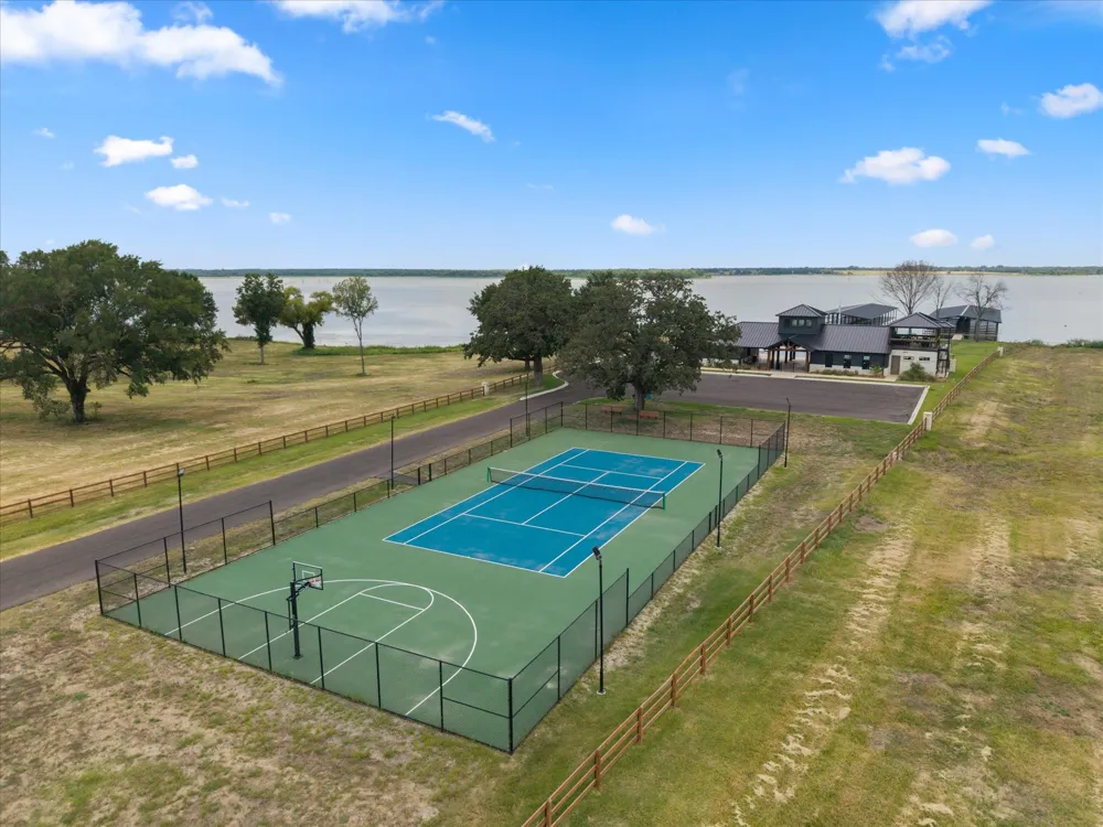 Little Pin Oak Way Richland, TX 76681