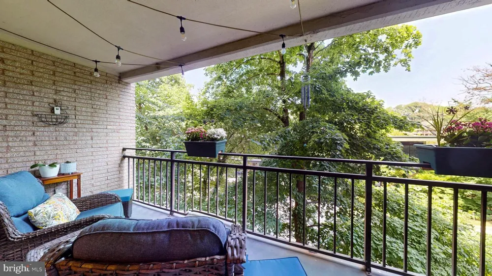 2302 RIDDLE AVENUE #2 Wilmington, DE 19806