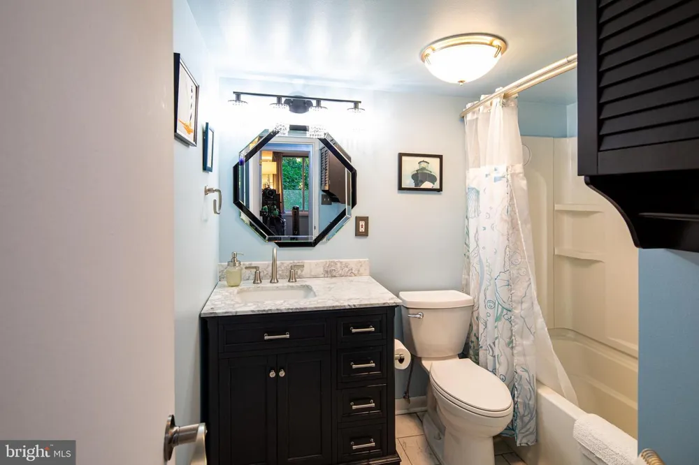 2302 RIDDLE AVENUE #2 Wilmington, DE 19806