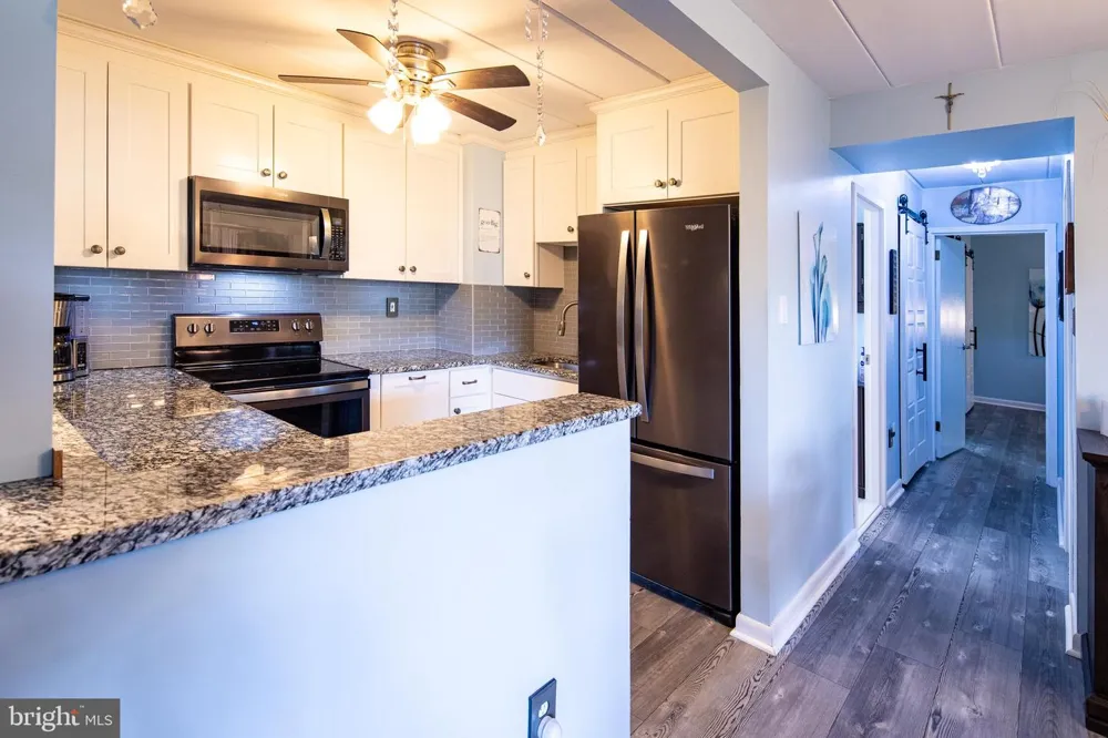 2302 RIDDLE AVENUE #2 Wilmington, DE 19806