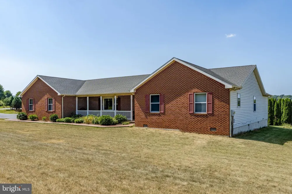 469 GAULT ROAD Narvon, PA 17555