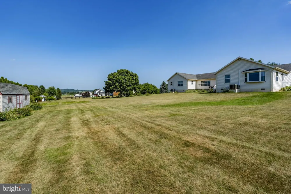 469 GAULT ROAD Narvon, PA 17555