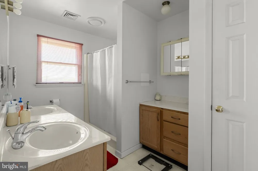 469 GAULT ROAD Narvon, PA 17555